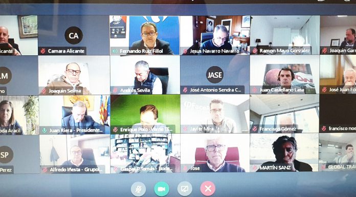 La Cámara reúne a sus patronos en torno a “El posicionamiento de las grandes empresas de la provincia de Alicante para el nuevo mundo”