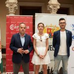 el-presdiente-de-la-camara-el-alcalde-de-novelda-y-la-presidenta-de-la-asociacion-de-vendedores-del-mercado-de-novelda-durante-la-firma-del-convenio