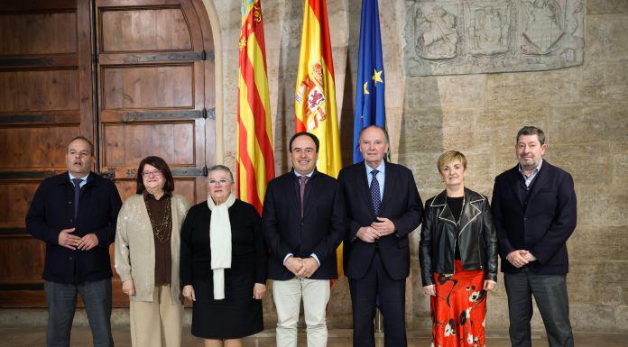 El president de la Generalitat, Juanfran Pérez Llorca, se reúne con el Comité Ejecutivo del Consejo Superior de Cámaras de la Comunitat Valenciana