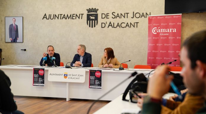 Cámara y Ayuntamiento impulsan en Sant Joan nuevas oportunidades de empleo juvenil y para mayores de 45 años para 2026
