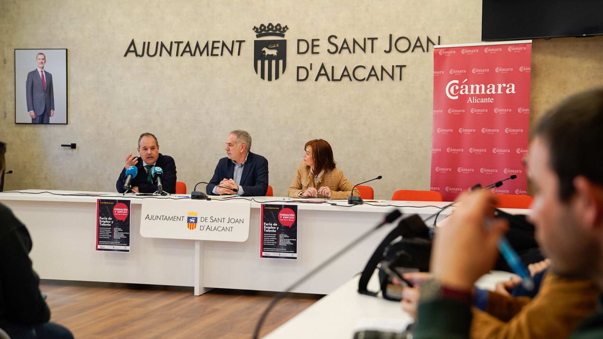 Cámara y Ayuntamiento impulsan en Sant Joan nuevas oportunidades de empleo juvenil y para mayores de 45 años para 2026
